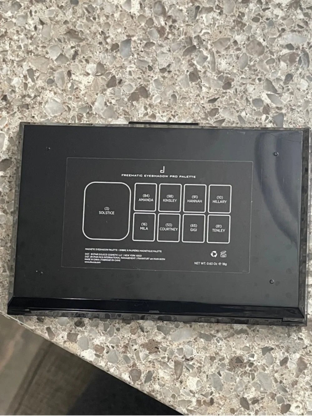 Doucce Freematic Eyeshadow Pro Palette